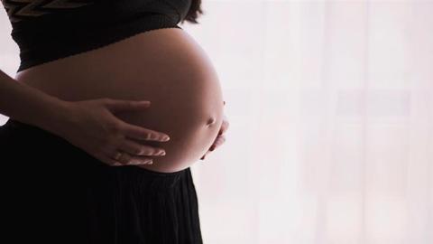 صحتك النفسية خلال فترة الحمل تؤثر على سلوك الطفل