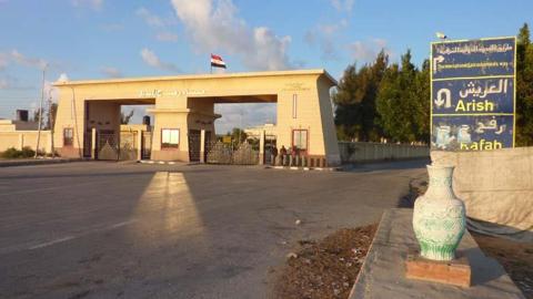 رويترز: مصر رفضت طلبات إسرائيلية للتنسيق لفتح
