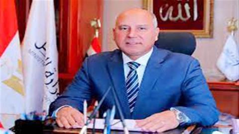 وزير النقل يكشف موعد افتتاح محطة قطارات الصعيد