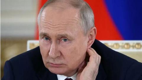 بوتين يشكر المواطنين الروس الذين صوتوا في