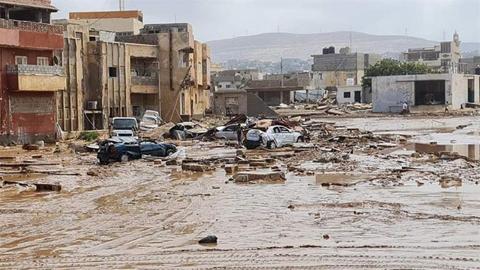 ارتفاع حصيلة ضحايا فيضانات درنة الليبية إلى