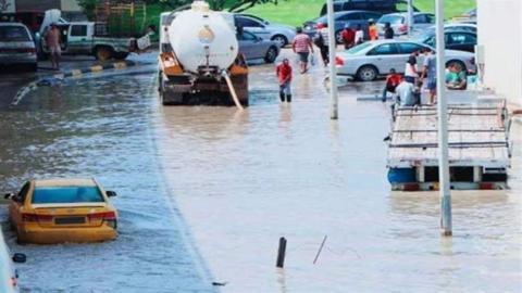 ضحايا الفيضانات.. العربية : حصر 3900 جثة في