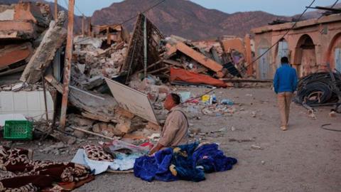 لماذا يتعذر الوصول إلى القرى المنكوبة في زلزال