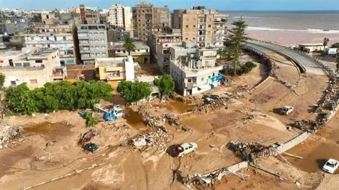 درنة الليبية تحصي ضحايا كارثة السيول و10 آلاف