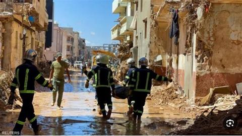 دار الإفتاء الليبية تجيز دفن ضحايا الإعصار دون