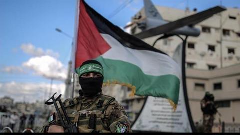 مصادر لـCnn: حماس تبلغ المفاوضين بعدم قدرتها